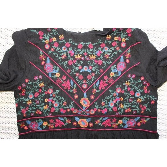 Umgee Boho Black floral Embroidered Mini Dress Size Small Bell-Sleeve Casual - Picture 11 of 12